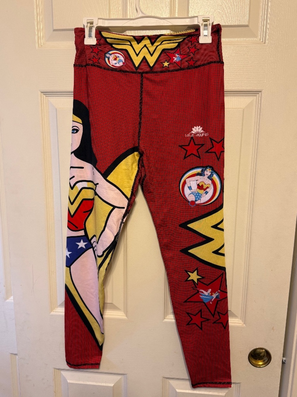Lotus Wonder Woman Leggings XL